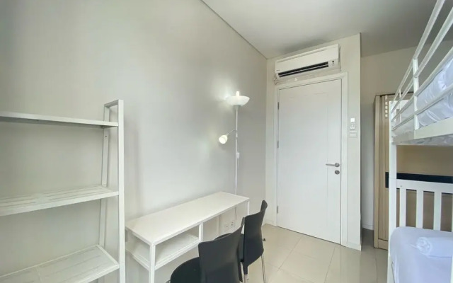 Serene 1Br Apartment At Parahyangan Residence