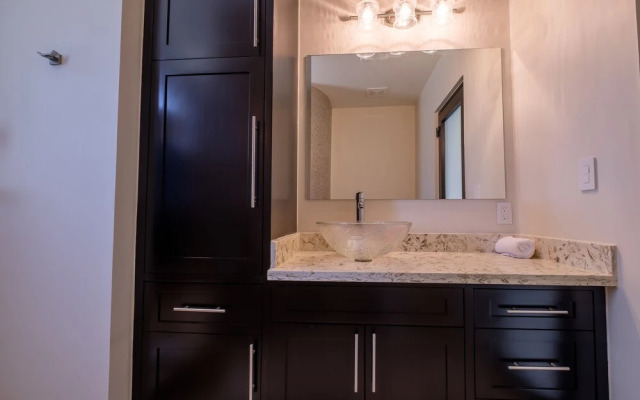 Diamante Beachfront Suites