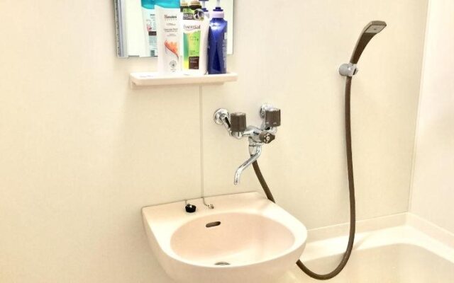 Backpackers DORMS MIWA - Hostel