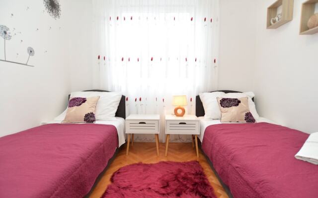 Apartments Margareta 742