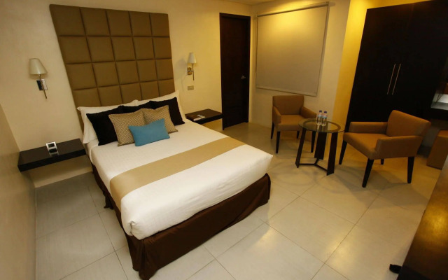 The Oracle Hotel & Residences