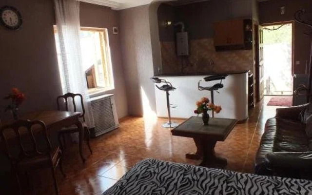 Guest House Khatuna