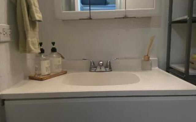 Lewers Studio Suite