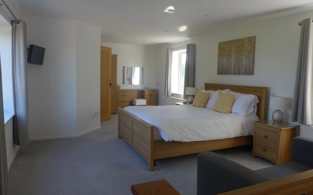 The Rock Self Catering Holiday Accommodation