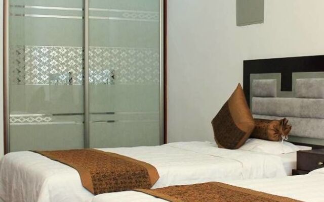 Qianyuan Jingyang (Eastern King) Hotel
