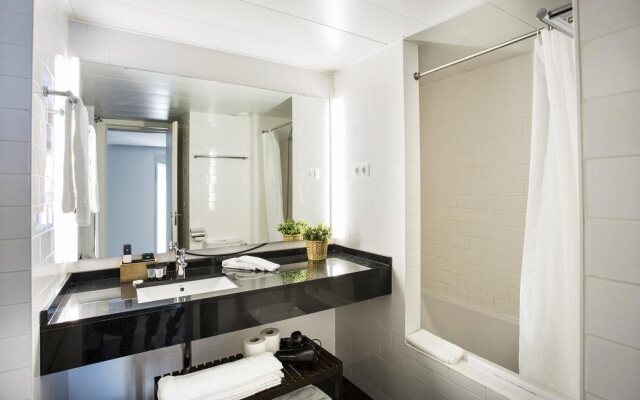 Durlet Beach Apartments