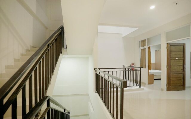 OYO 415 Kartini 8 Residence