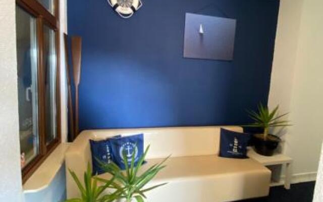B&B Nautic
