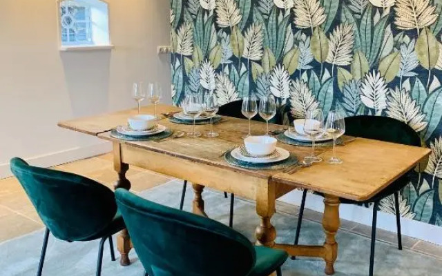 The Green House Lodge