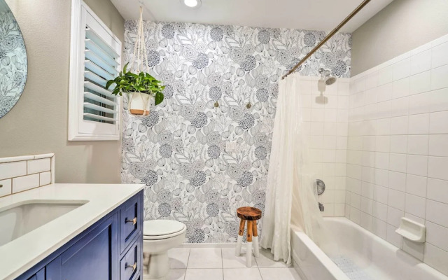 Pet-friendly Scottsdale Retreat w/ Pool & Balcony!