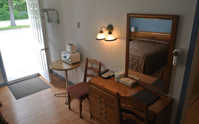 Motel Bonsoir