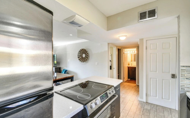 Near Fashion Square & Old Town: Scottsdale Condo!