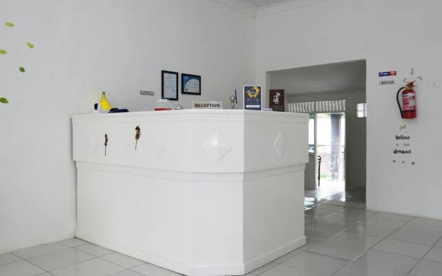 Dewi Residence 1
