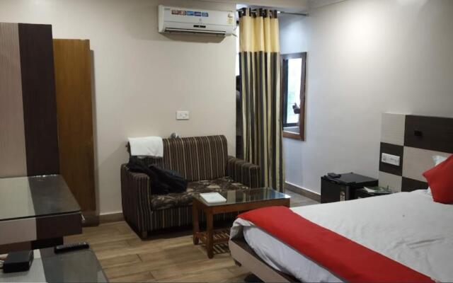 Hotel Alankar Greens