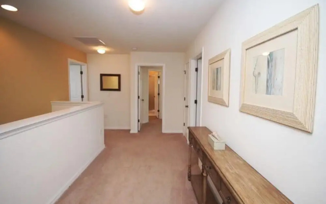 301 Las Fuentes Drive 6 Bedroom Home