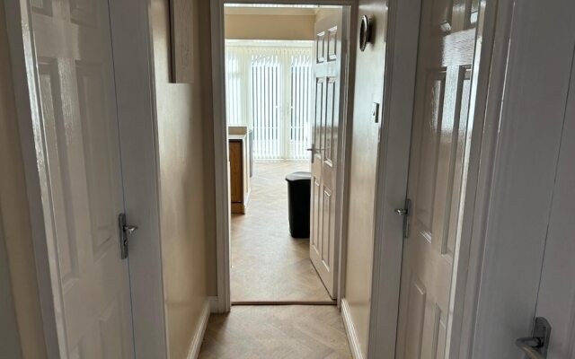 Bungalow-2bed-1bath-petfriendly-parking