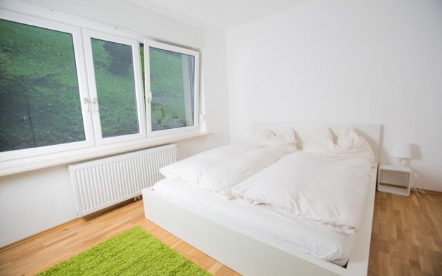 Perfect View - Quiet and Family Friendly