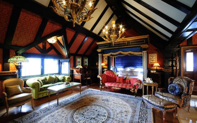 The Old England Manor