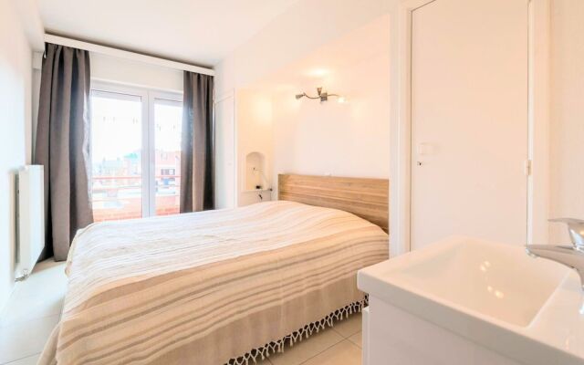 Vitalo 502 Apartment on the Beach of Koksijde