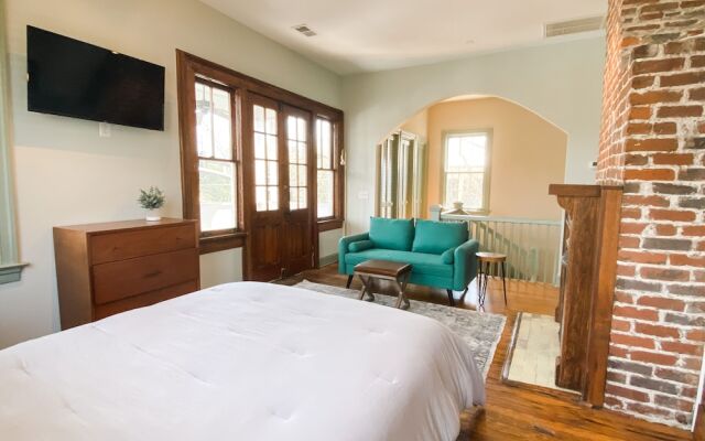 Charming & Central Executive Rentals