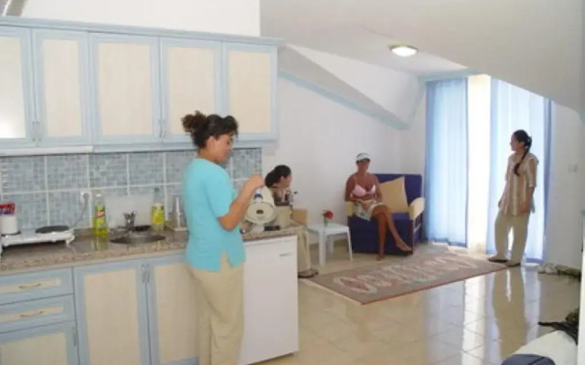Oren Hill Apart Hotel
