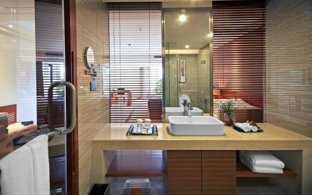 Hotspring Peninsula Resort Hotel