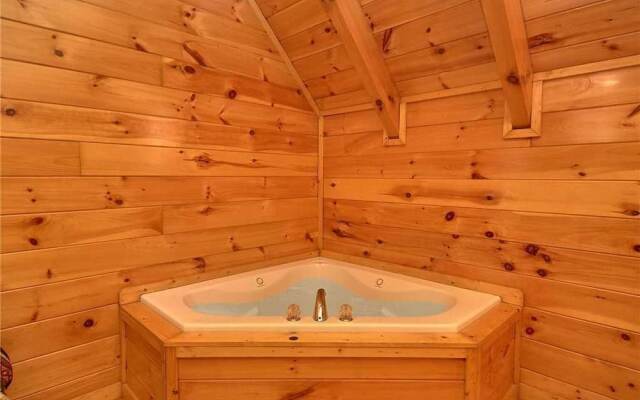 Close to Heaven - Two Bedroom Cabin