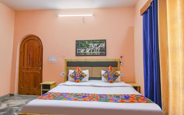 Fabexpress Malti Guest House