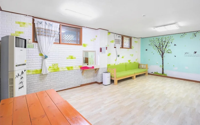 Yeongwol Gangeulpumeunsoo Pension