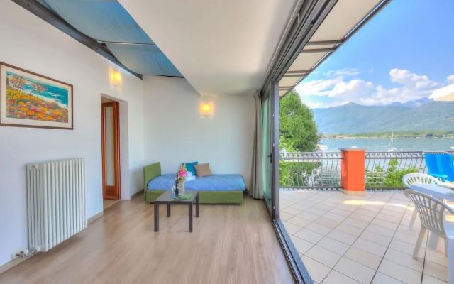 Red House Terrace Private Beach
