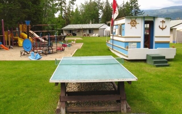 Shuswap Lake Motel & Resort