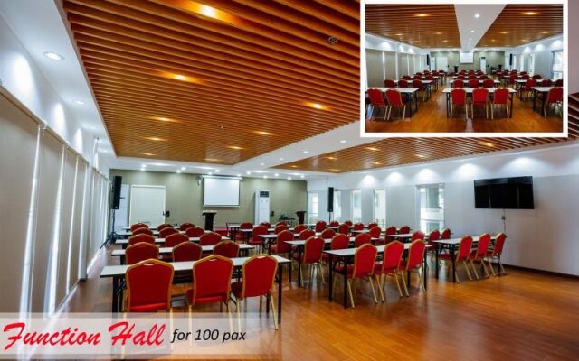 3K Hotel and Restaurant
