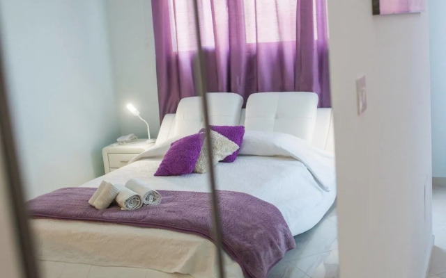 Mesogios House Suites