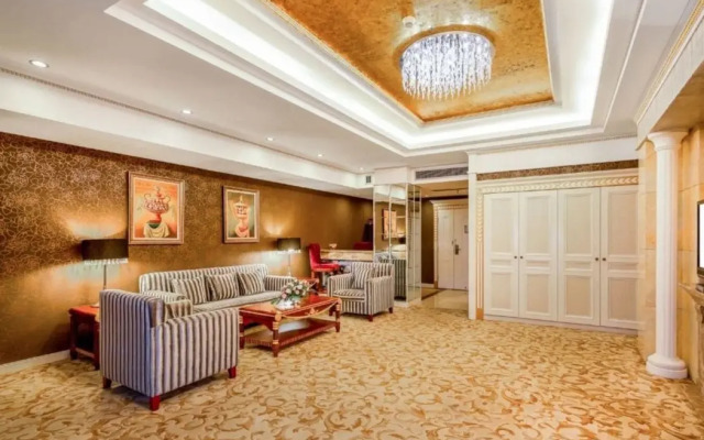 Chongqing Kingtown Hotel