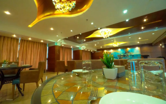 RG Exclusive Hotel-Akola