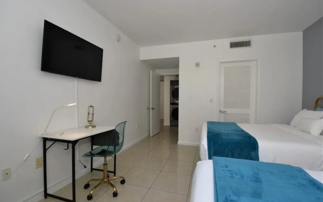 Lovely apt in the heart Midtown