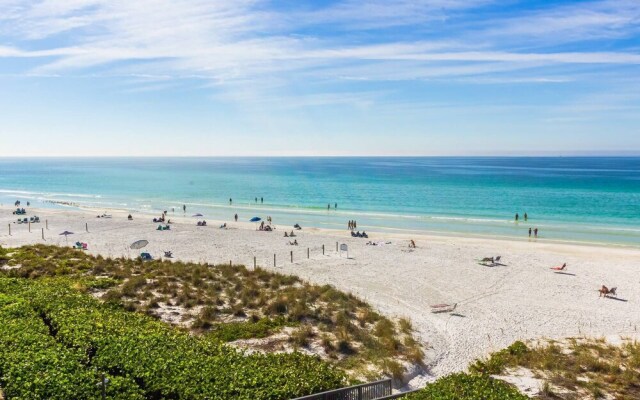 Siesta Breakers Penthouse on the Beach