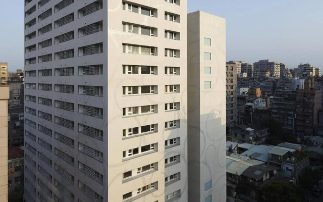 Gloria Residence