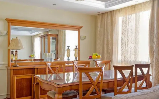 Vesta - Luxury APT - 3BR - Park View Residence