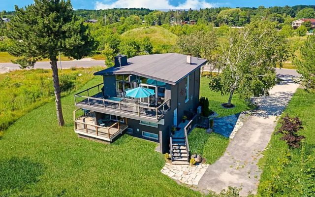 Rustic 5BR Escape  Sauna Hot Tub