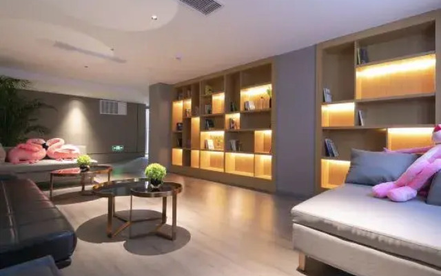 Homeinn Selected Hotel (Wuhan Fanhai CBD)