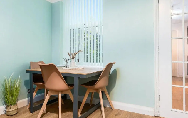 Lovely 2 bed House in Nottingham