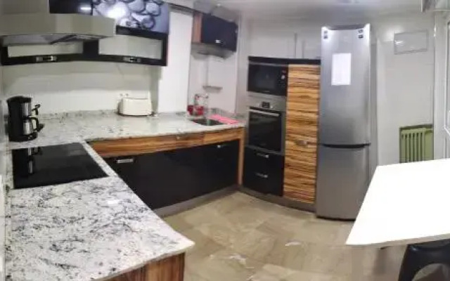 Acà Y Allà Apartamento Alfonso El Batallador