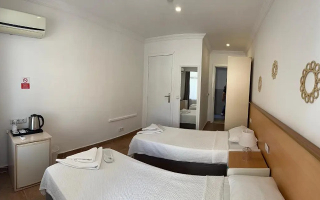 Mimosa Pension