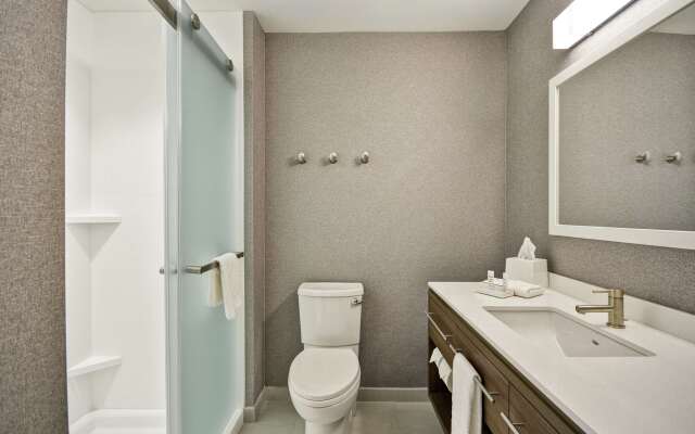 Home2 Suites by Hilton Queensbury Lake George