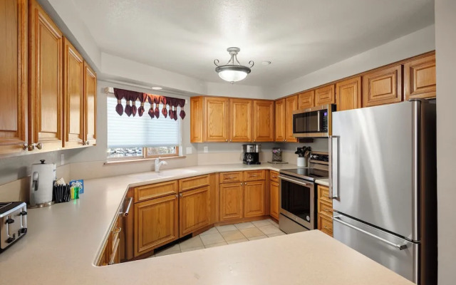 Cinnamon Ridge 1-141