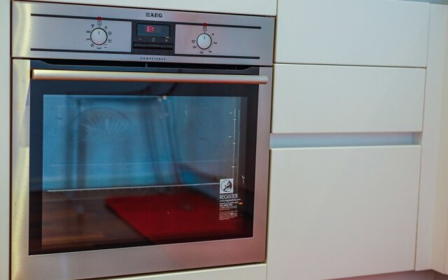 Battisti 31- Champagne Apartament