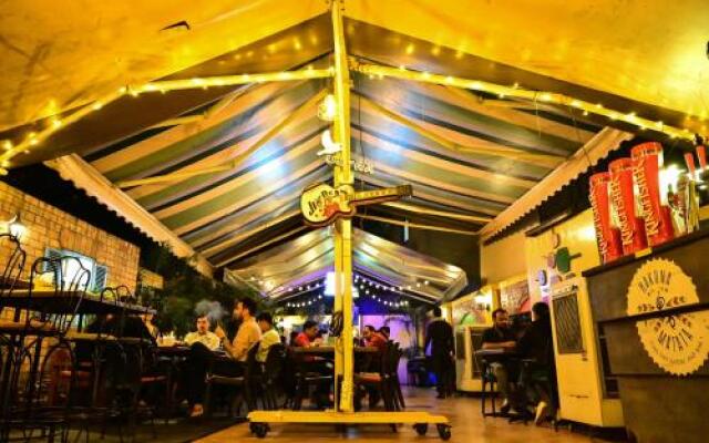 The Deccan Royaale