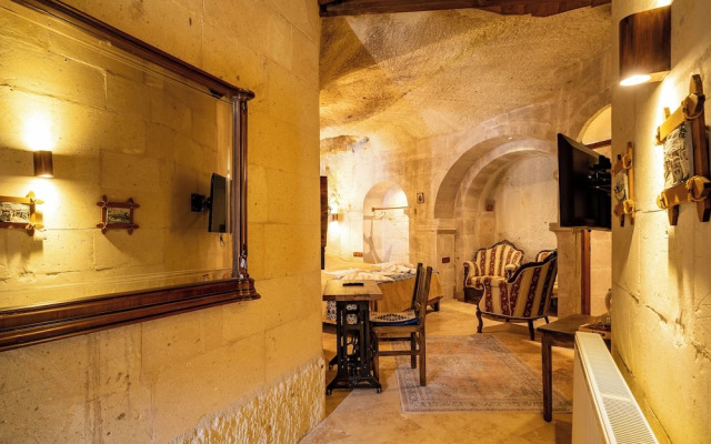 Cappadocia inans Cave & Swimming Pool Hot