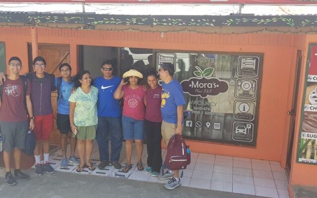 Moras Place B&B - Hostel